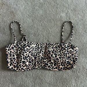 Leopard Print bathing suit top small hollister